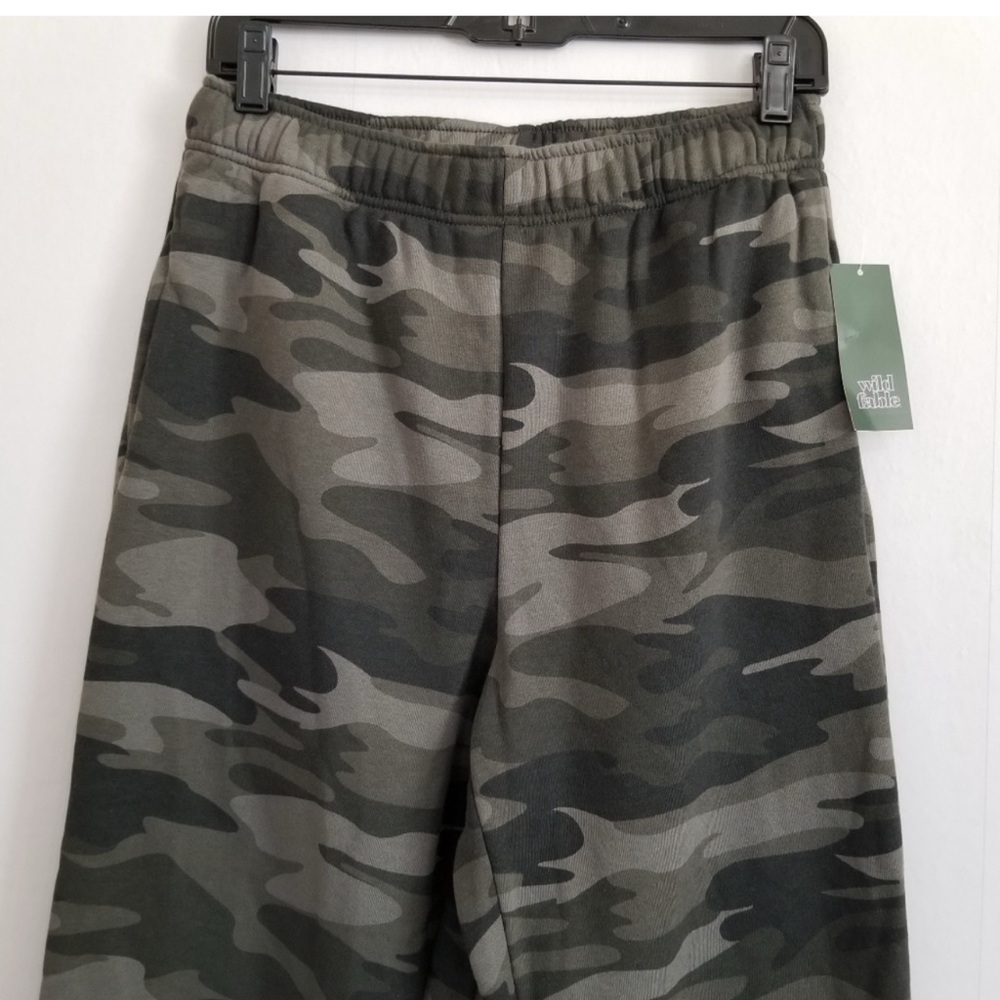 NWT Wild Fable Forest Green and Charcoal Jogger - Small - Picture 3 of 7